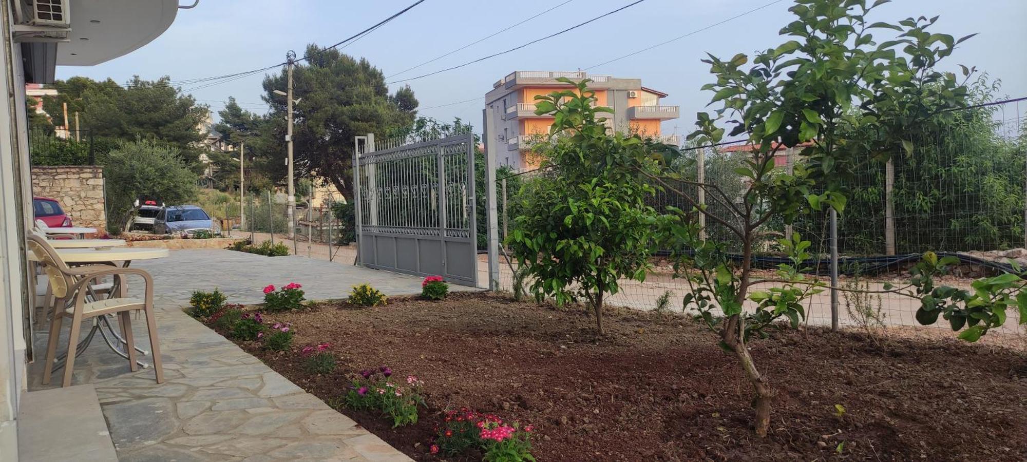 Ionia Apartments Sarande Exterior photo